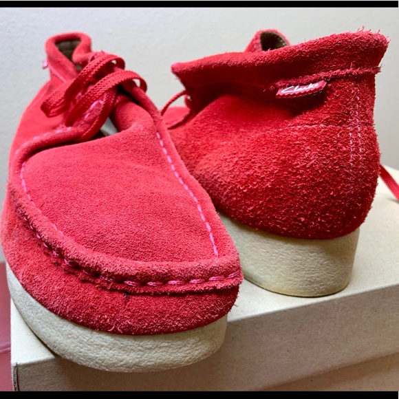 Red Clarks Wallabees Size 8 main image 5